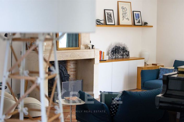 Image No.17-6 Bed House for sale