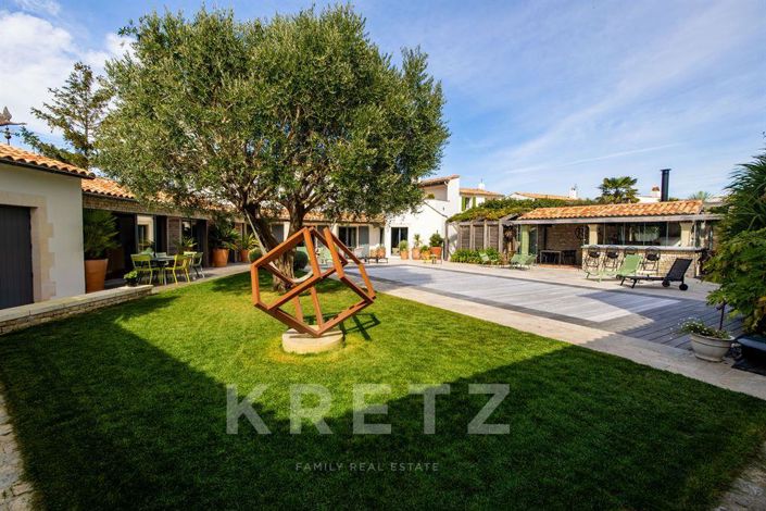 Image No.5-6 Bed House for sale