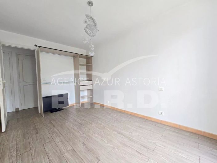 Image No.11-1 Bed Apartment for sale