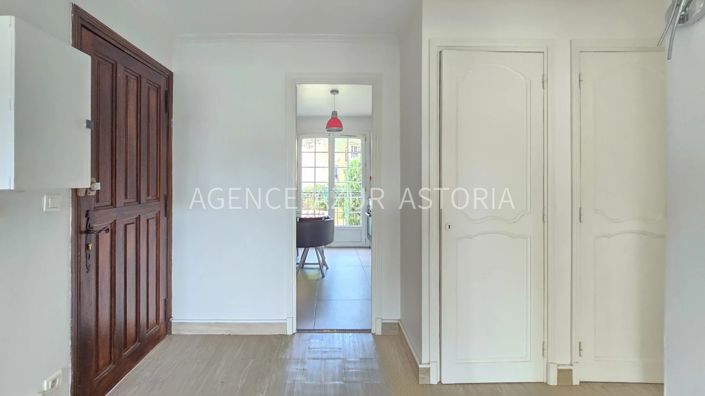 Image No.4-Appartement de 1 chambre à vendre à Saint-Raphael