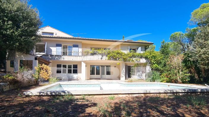 Image No.2-Maison de 5 chambres à vendre à Saint-Raphael