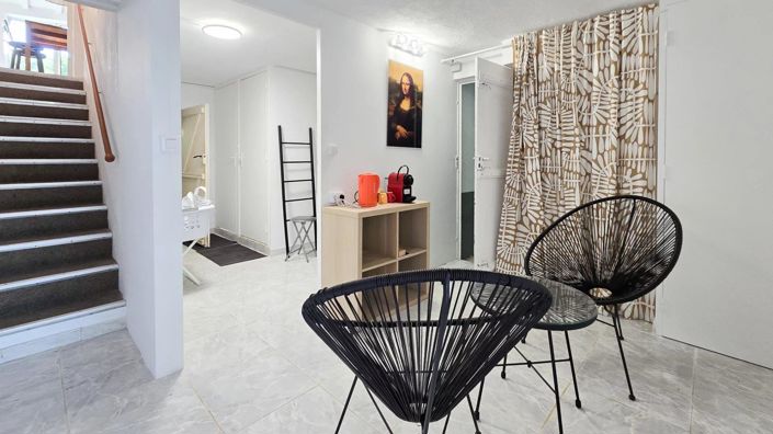 Image No.15-5 Bed House for sale