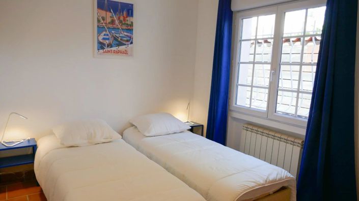 Image No.16-5 Bed House for sale