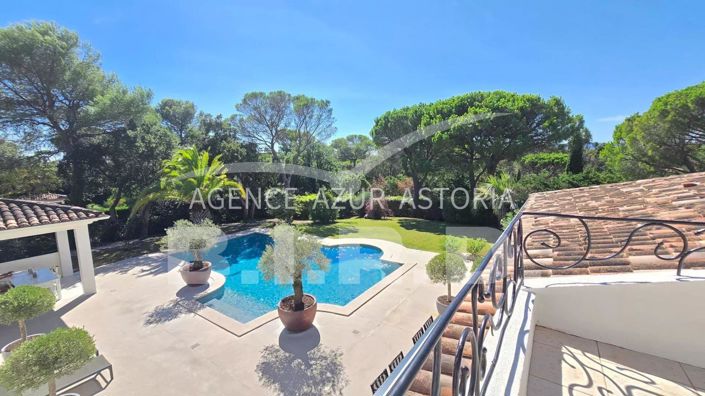 Image No.1-6 Bed House for sale