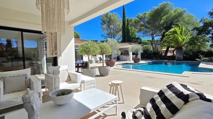 Image No.11-6 Bed House for sale