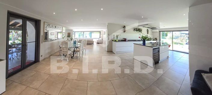 Image No.13-4 Bed House for sale