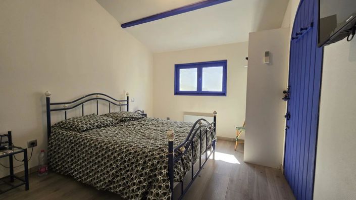 Image No.24-4 Bed House for sale