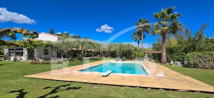 Image No.4-4 Bed House for sale