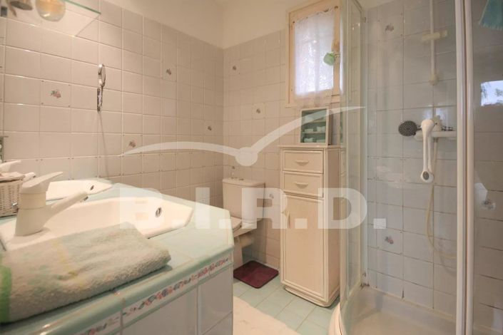 Image No.14-5 Bed House for sale