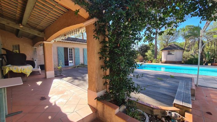 Image No.2-5 Bed House for sale