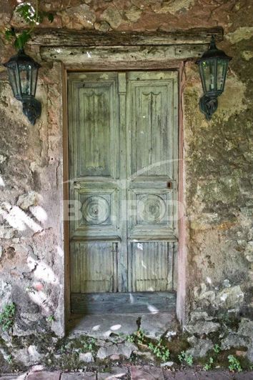 Image No.23-10 Bed House for sale