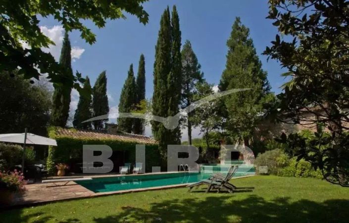 Image No.5-10 Bed House for sale