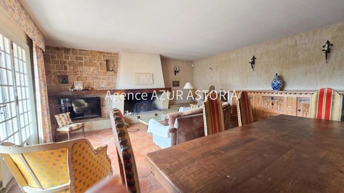Image No.10-6 Bed House for sale