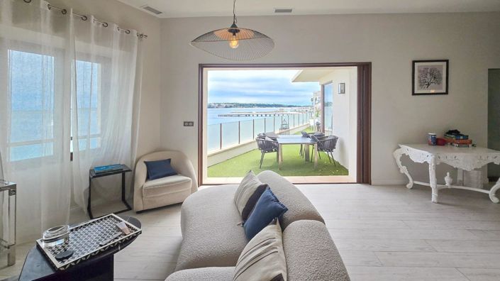 Image No.2-5 Bed House for sale