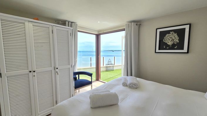 Image No.6-5 Bed House for sale