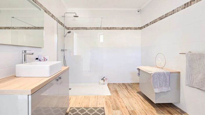 Image No.15-3 Bed House for sale