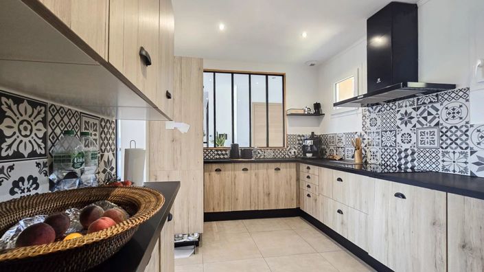 Image No.6-3 Bed House for sale