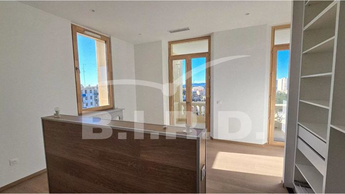 Image No.11-4 Bed House for sale