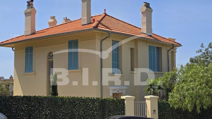 Image No.14-4 Bed House for sale