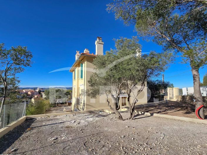 Image No.15-4 Bed House for sale