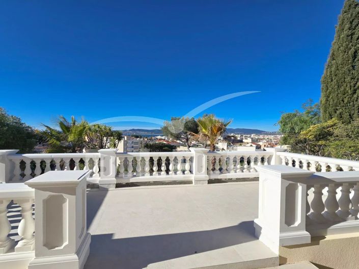 Image No.3-4 Bed House for sale