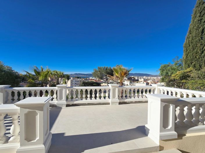 Image No.3-Maison de 4 chambres à vendre à Saint-Raphael