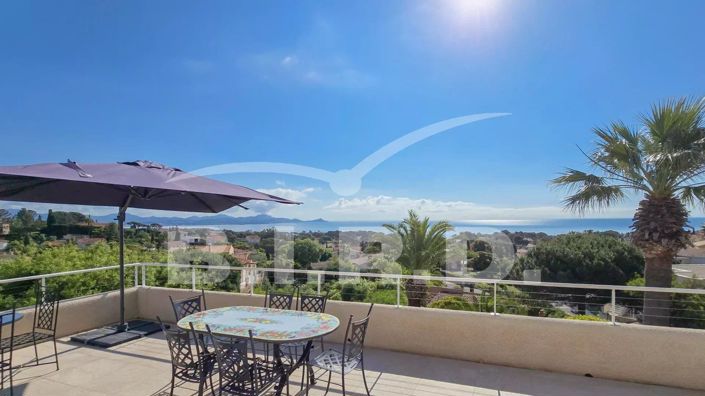 Image No.4-4 Bed House for sale