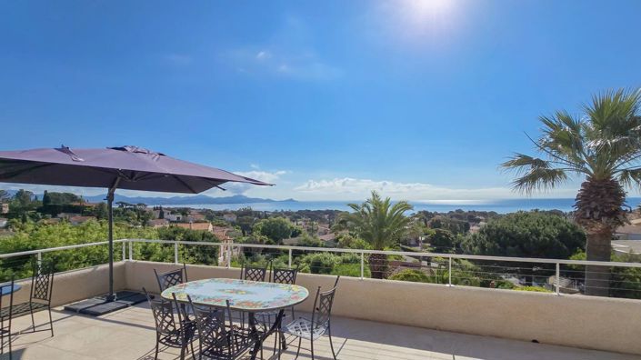 Image No.4-4 Bed House for sale