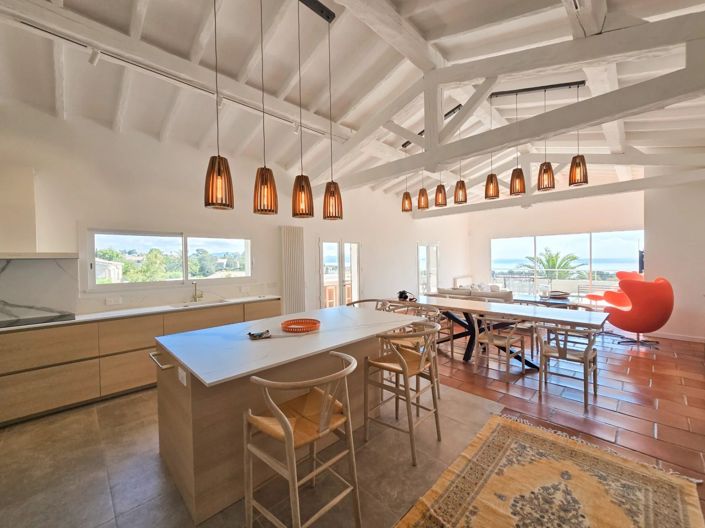 Image No.5-Maison de 4 chambres à vendre à Var