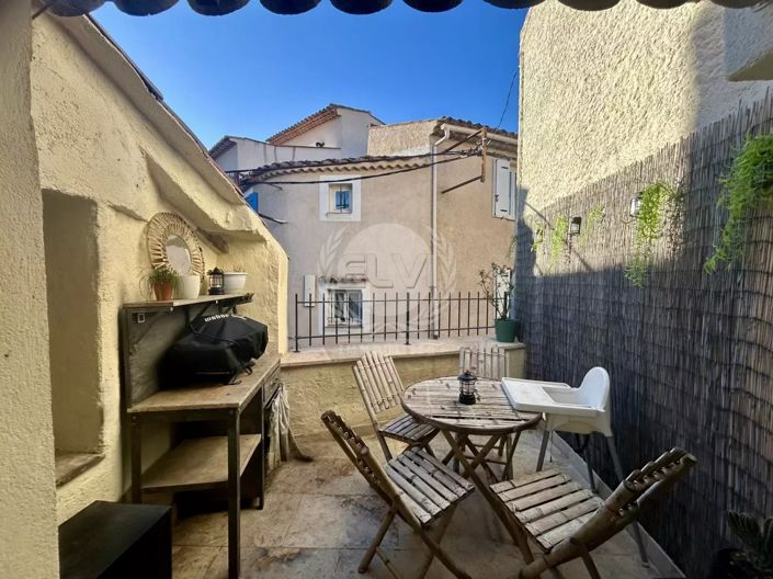 Image No.2-2 Bed House for sale