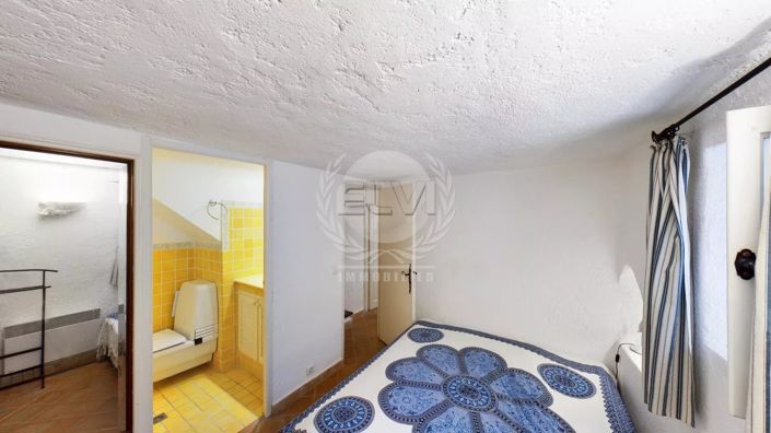 Image No.6-2 Bed House for sale