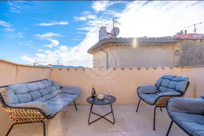 Image No.2-3 Bed House for sale