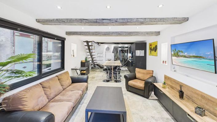 Image No.3-3 Bed House for sale