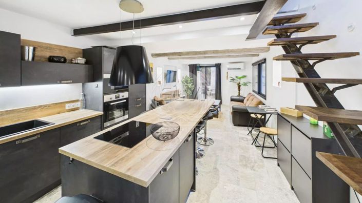 Image No.5-3 Bed House for sale