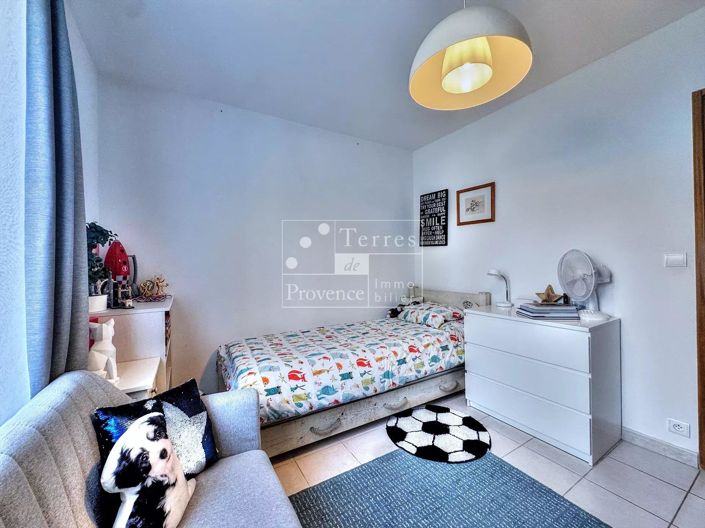 Image No.15-5 Bed House for sale