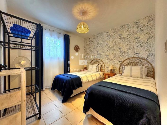 Image No.27-5 Bed House for sale