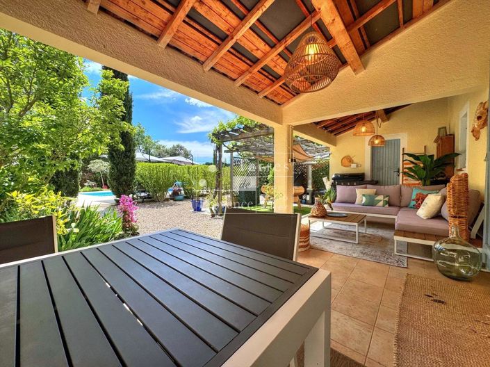 Image No.3-5 Bed House for sale