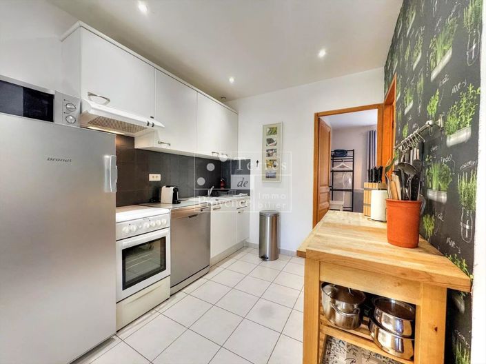 Image No.30-5 Bed House for sale