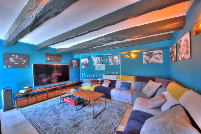 Image No.12-5 Bed House for sale