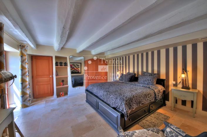 Image No.13-5 Bed House for sale