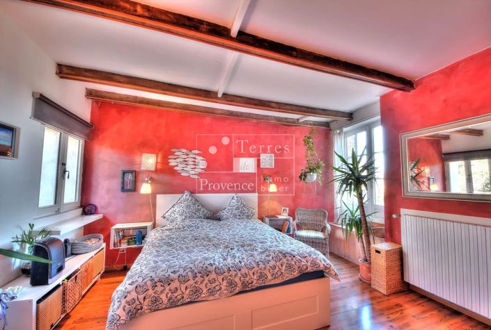 Image No.12-9 Bed House for sale