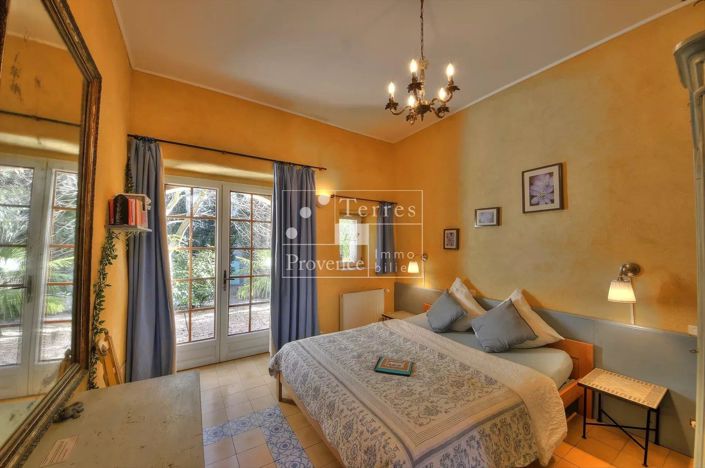 Image No.19-9 Bed House for sale