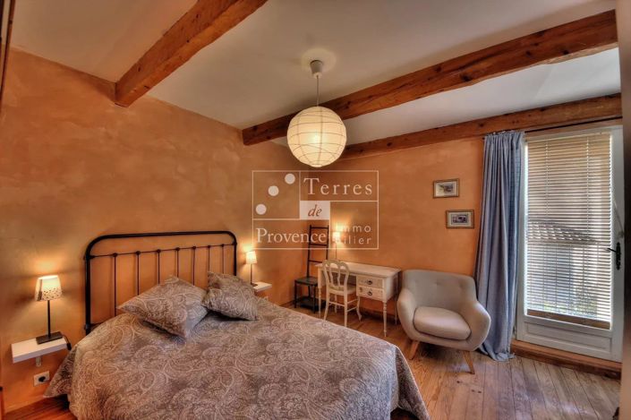 Image No.24-9 Bed House for sale