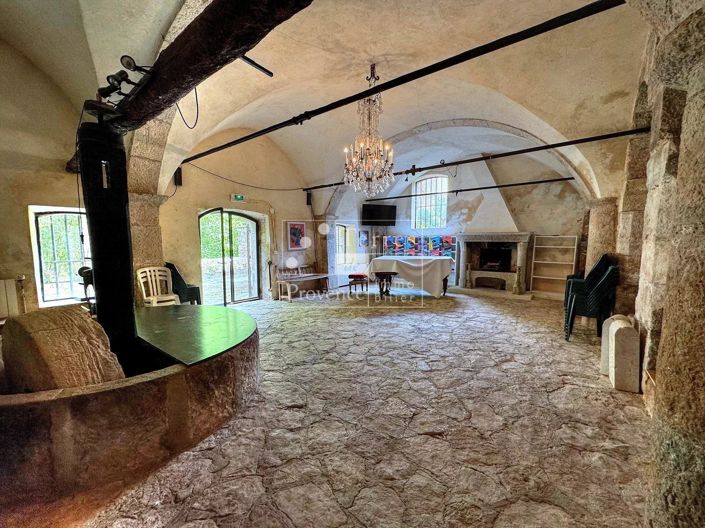 Image No.8-2 Bed House for sale