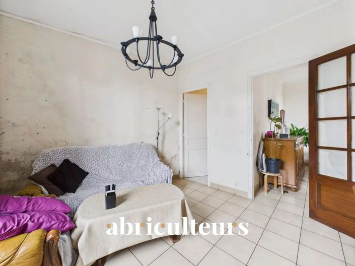 Image No.15-2 Bed House for sale