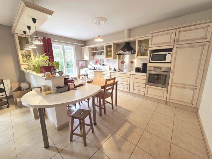 Image No.4-4 Bed House for sale