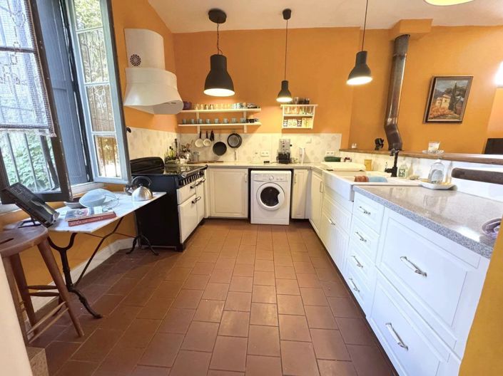 Image No.4-5 Bed House for sale