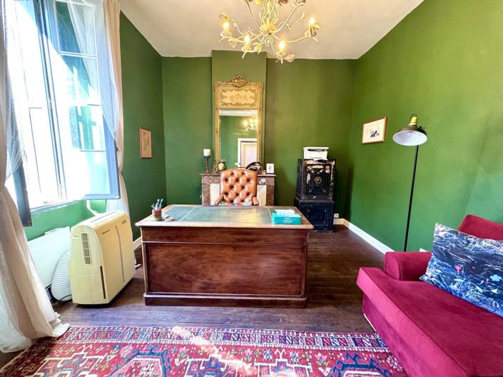 Image No.6-5 Bed House for sale