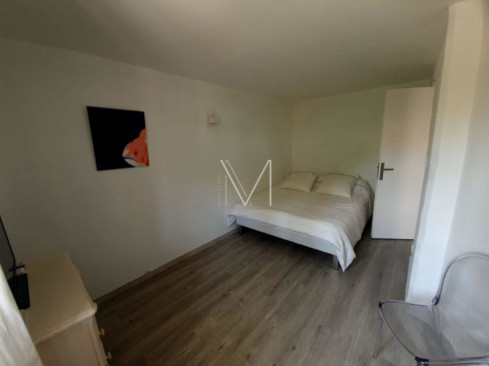 Image No.11-4 Bed House for sale