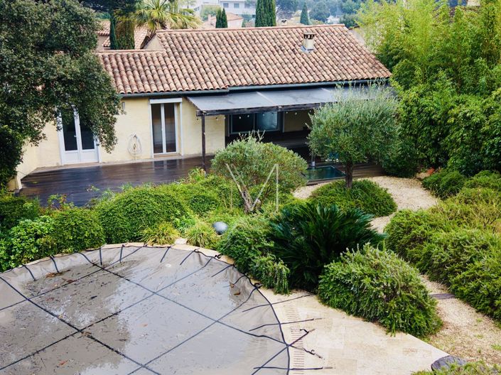 Image No.18-4 Bed House for sale